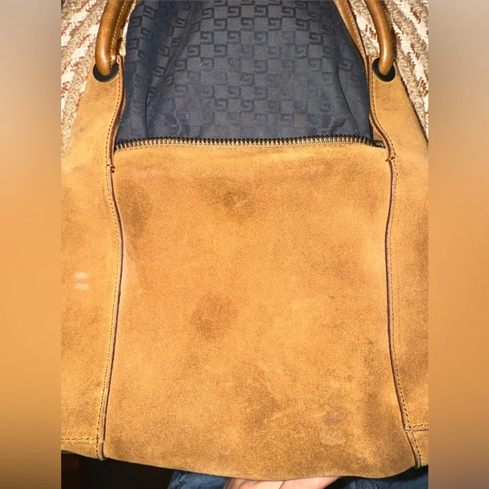 N/A authentic gucci